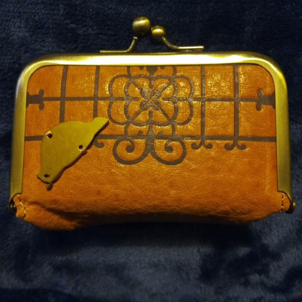 Fossil Makeup Clasp